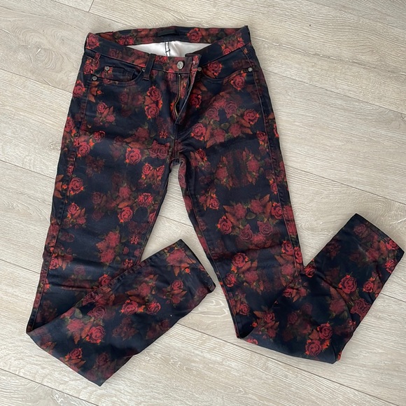 7 for all Mankind black denim +roses - Picture 2 of 5
